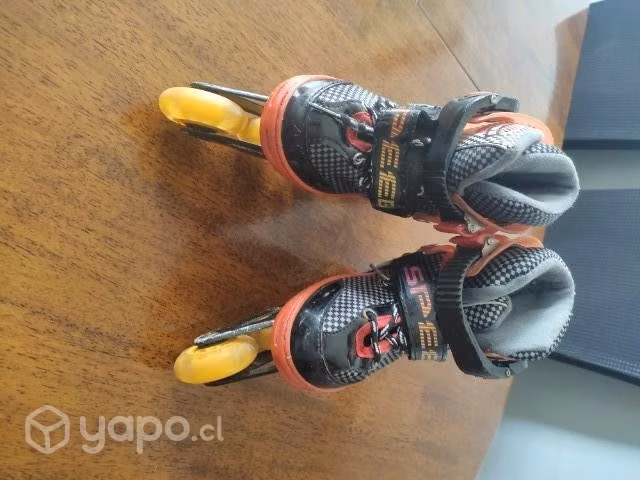 Lote de juguetes más patines
