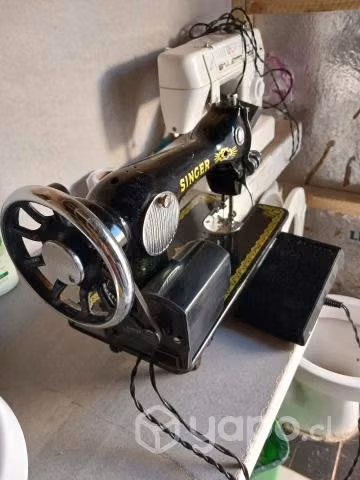 Maquina Singer con su pedalera - Imagen 4