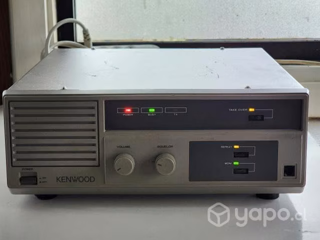 Repetidor VHF, duplexor y controlador de carga