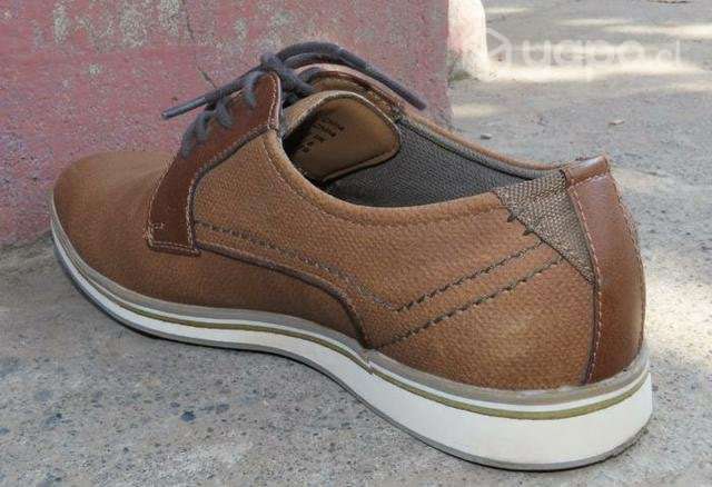 Zapato café nuevo - Imagen 4