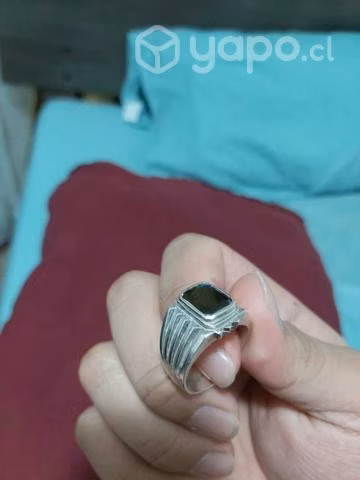 Anillo y cadena de plata italiana
