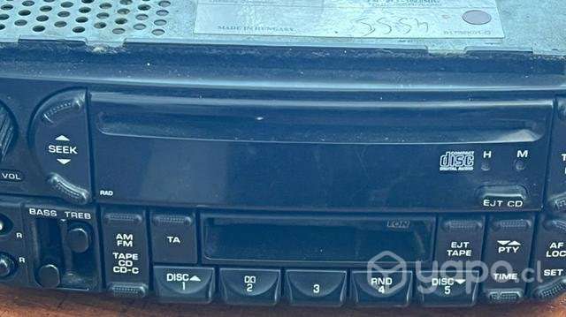 Radio jeep Cherokee año 2005 - Imagen 3