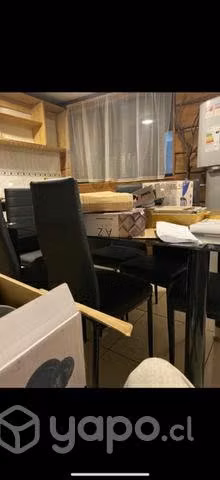 Mesa templada semi nueva + 6 sillas