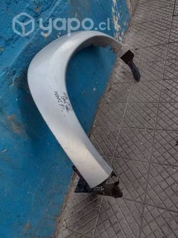 Moldura tras der Chevrolet dmax 2010-2014 - Imagen 2