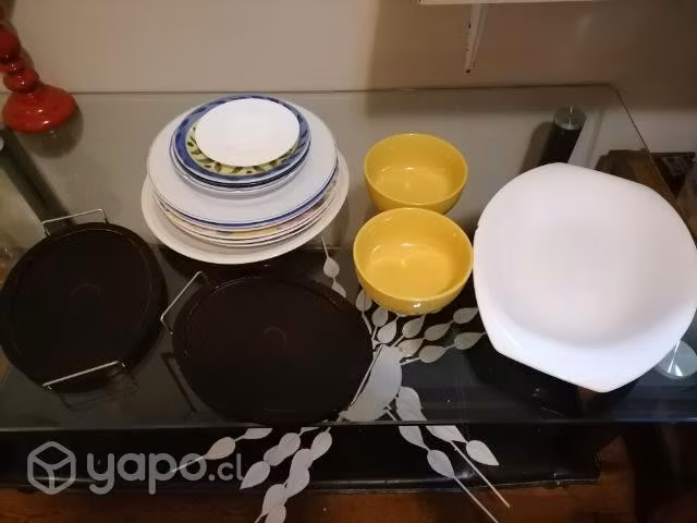Loza, platos y otros.