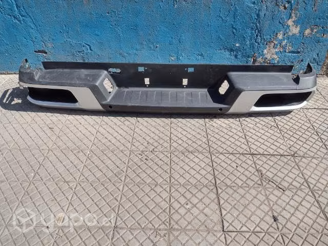 Parachoque trasero Maxus t