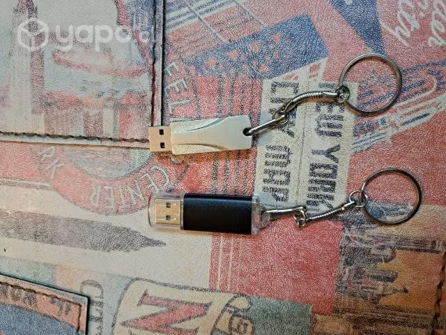 Memorias sd y Pendrive 64gb