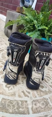 Botas moto infantil Fox comp 5