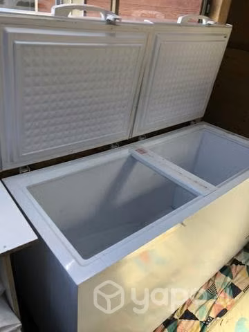 Congelador Maigas doble tapa