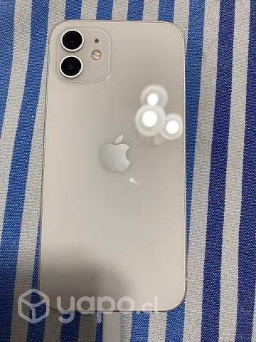 IPhone 12 blanco 64 gb batería 86%. Negociable