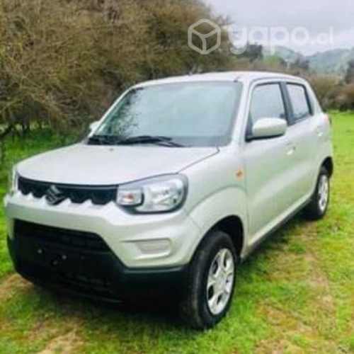 Arriendo vehiculo suzuki spresso 2023