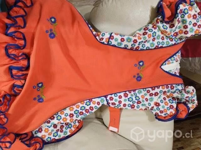 Vestido y falso de Cueca