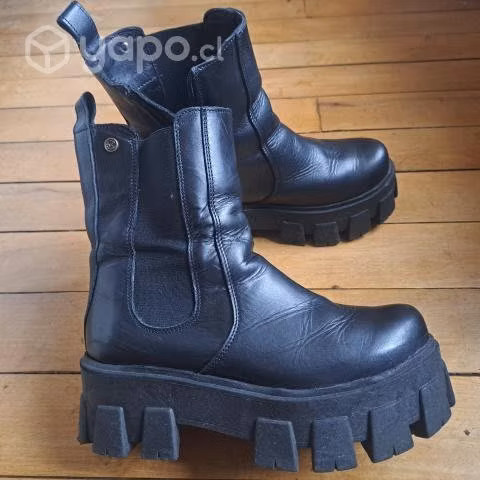 Botines Exotica en muy buen estado