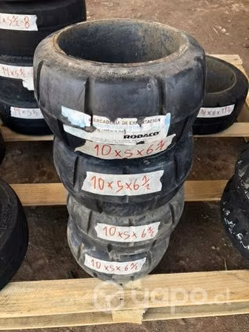 Neumáticos nuevos pata grúa horquilla macizo