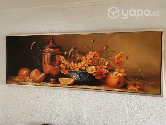 espejo y cuadros.