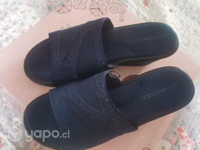 Sandalias femeninas color azul