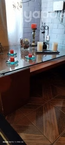 Mesa de centro con vidrio