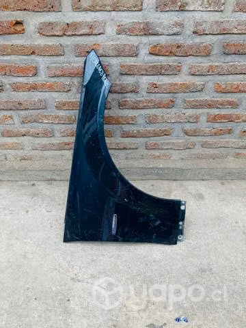 Tapa barro mercedez-benz