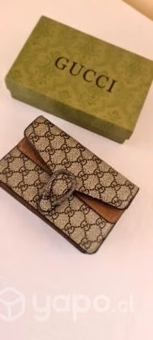 Cartera con cadena de marca - Imagen 4