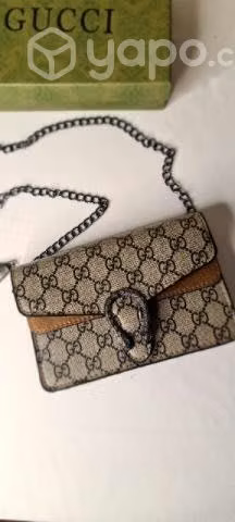 Cartera con cadena de marca - Imagen 3