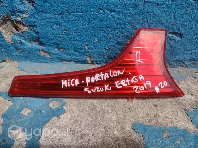 Mica de portalón Suzuki ertiga 2018-2019