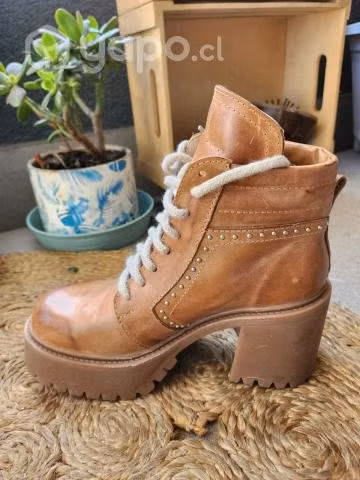 botines marca Becca Shoes - Imagen 4