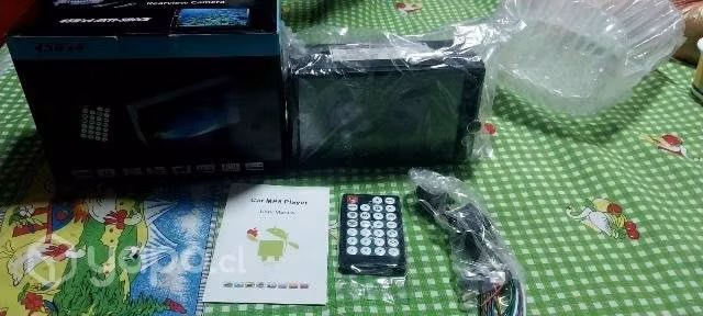 Pantalla para vehículo