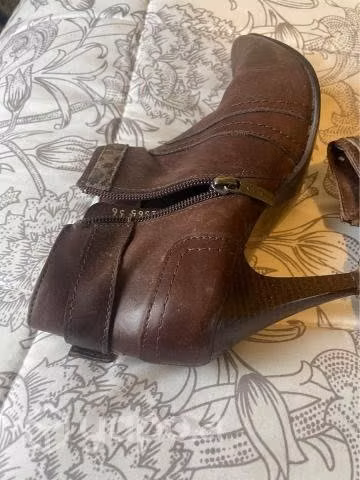 Botines talla 35