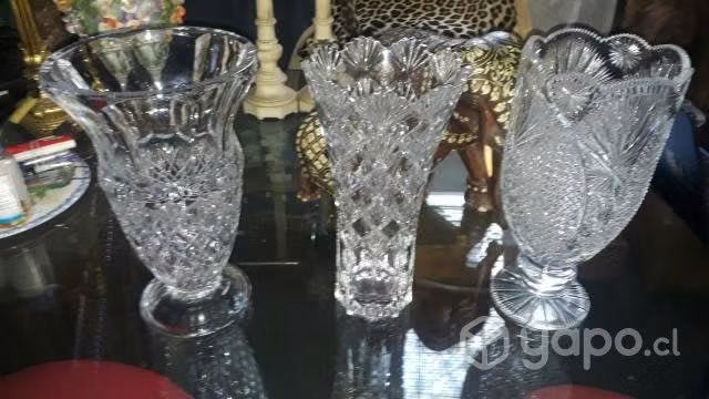 Antiguos Floreros de Cristal tallados - Imagen 4