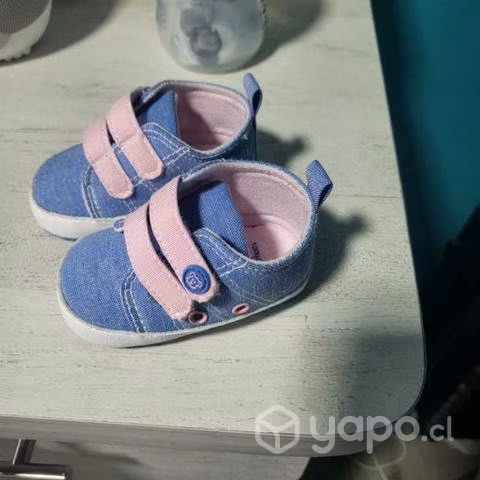 Zapatos bebe niña