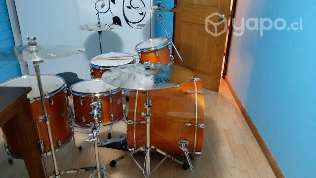 "Yamaha SBP2F5RB Stage Custom