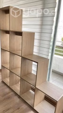 Vendo biblioteca escalera