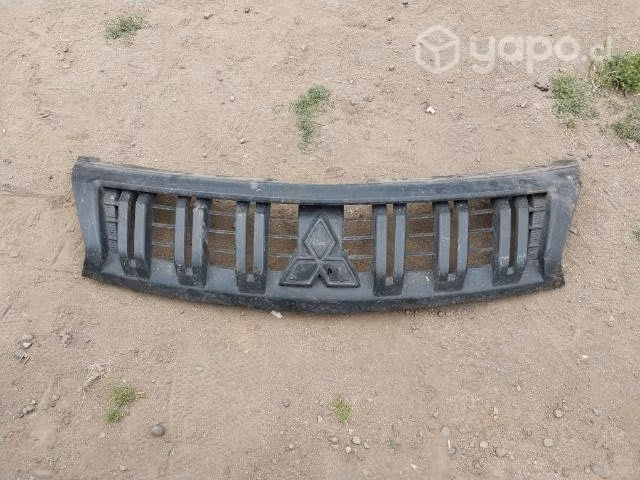Mascara Mitsubishi L200 Del 16 al 18
