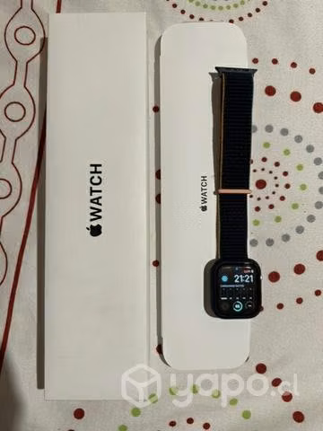 Reloj Apple SE 44mm - Imagen 2