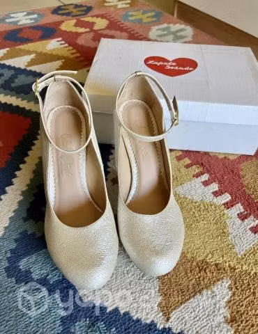 zapatos de fiesta nuevos
