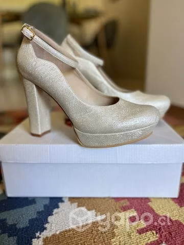 zapatos de fiesta nuevos