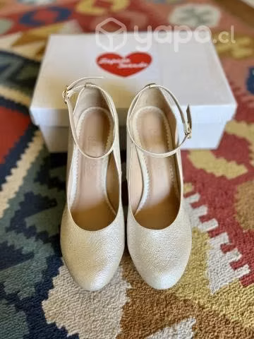 zapatos de fiesta nuevos
