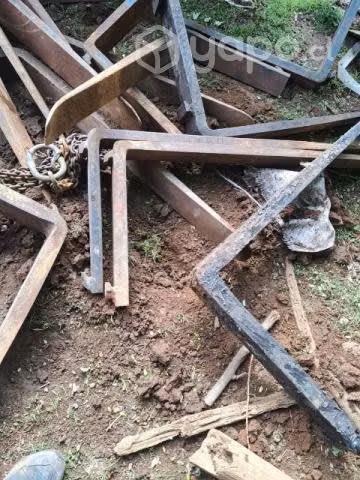 Puas de grúas valor por el para