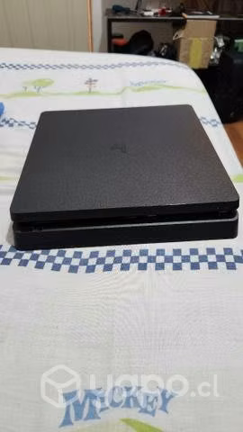 Play 4 semi nueva