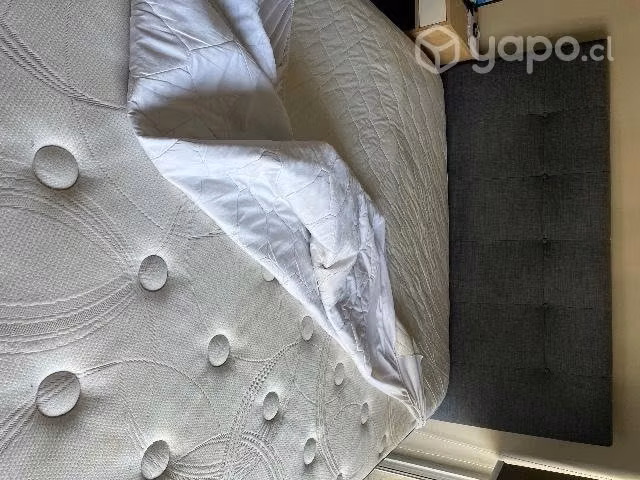 Hermosa cama Rosen