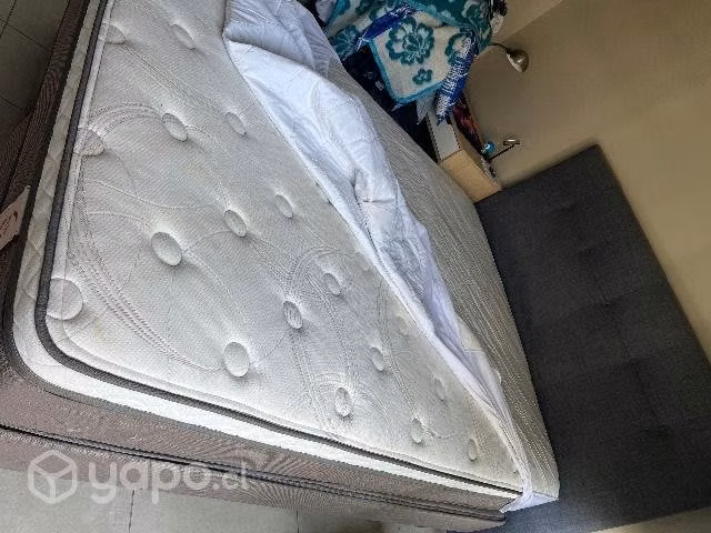 Hermosa cama Rosen