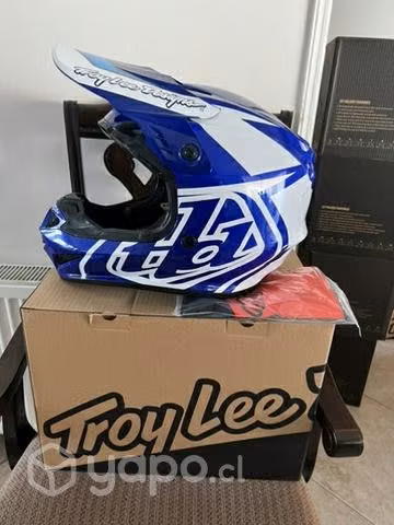 Casco troylee nuevo