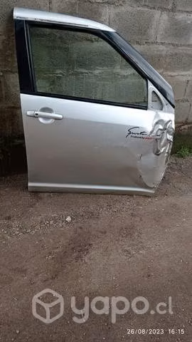 Puerta copiloto de Suzuki Swift Sport año 2007