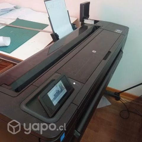 Plotter HP DesignJet T730 Usado - Imagen 2