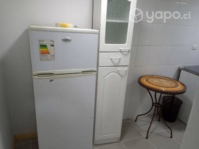 Arriendo pieza dama