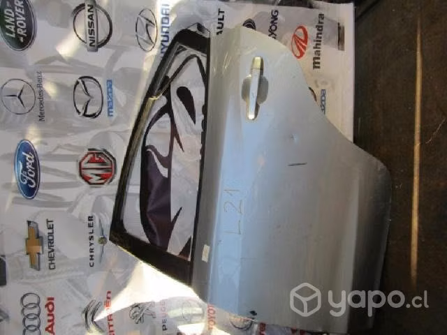 Puerta trasera izquierda lata subaru impreza 2017