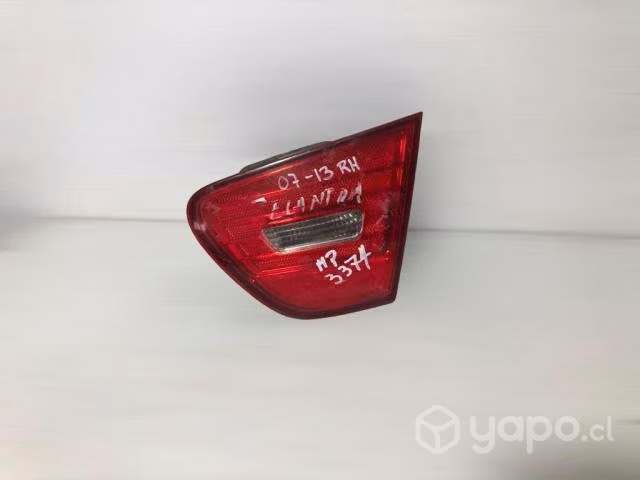 Foco maleta rh hyundai elantra 2007-2013