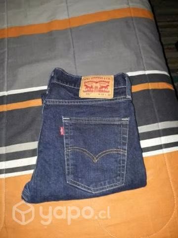 Levis 33-32