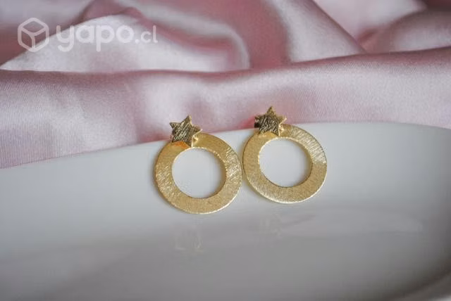 Aros enchapados en oro