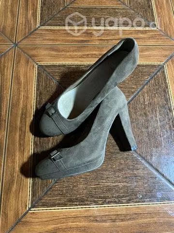 Zapatos de gamuza